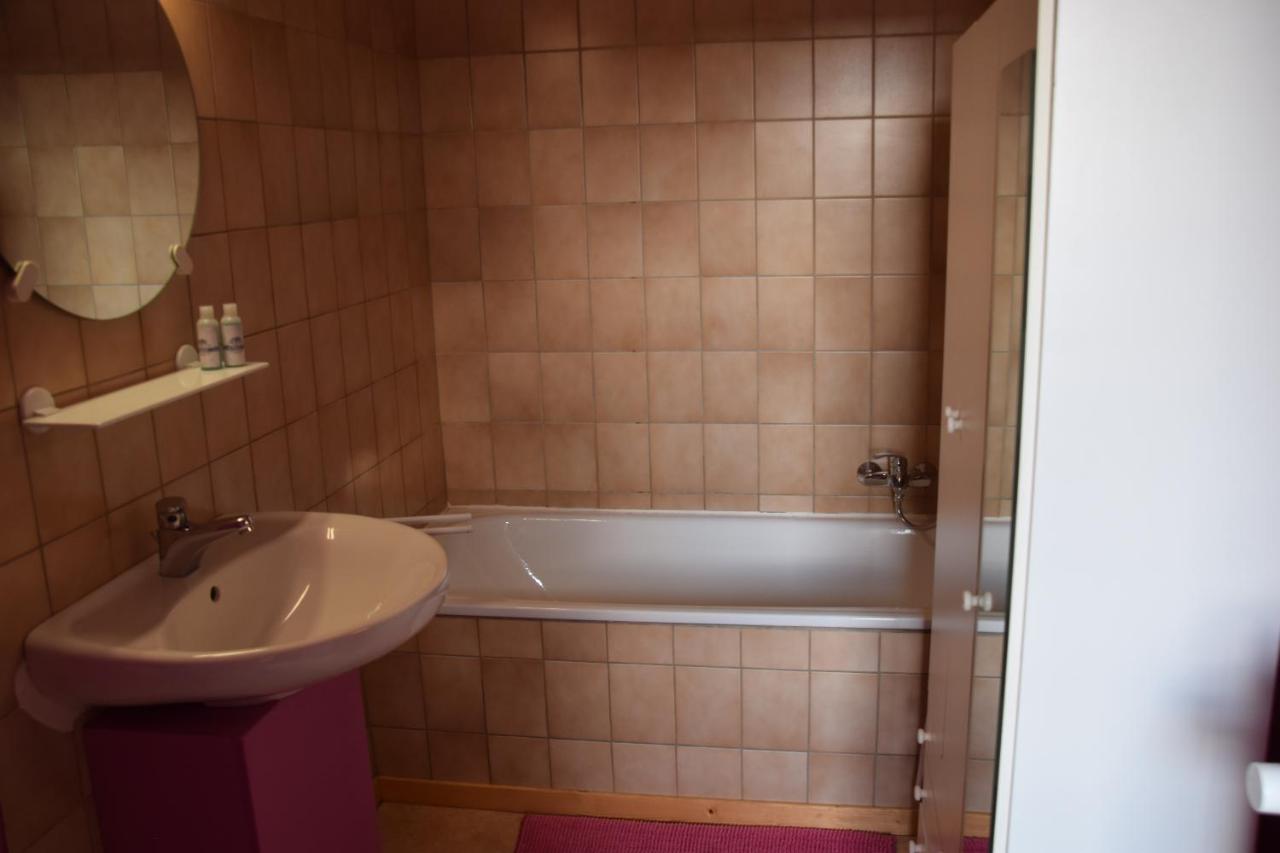 B&B La Place Verte Surice Eksteriør billede