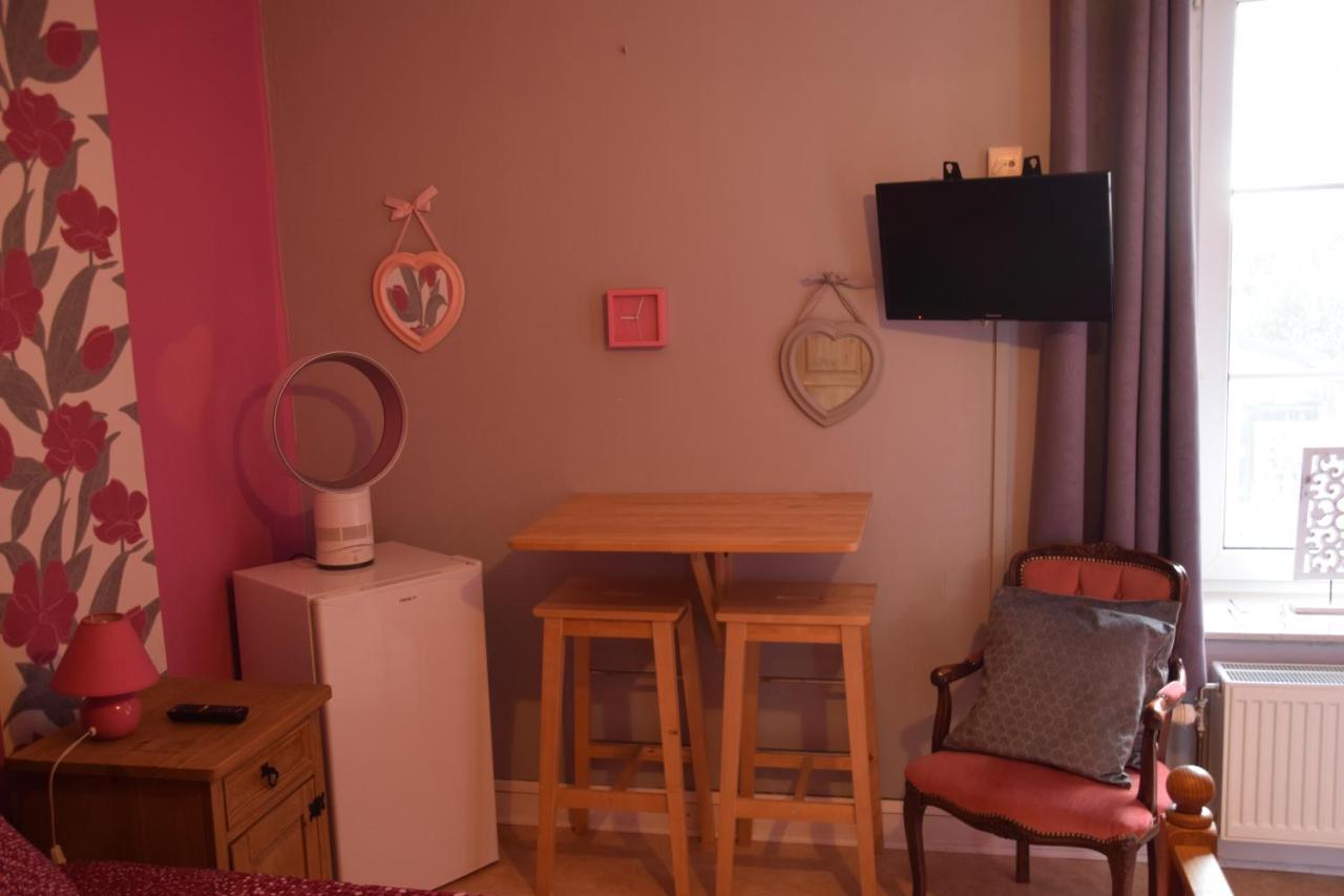B&B La Place Verte Surice Eksteriør billede